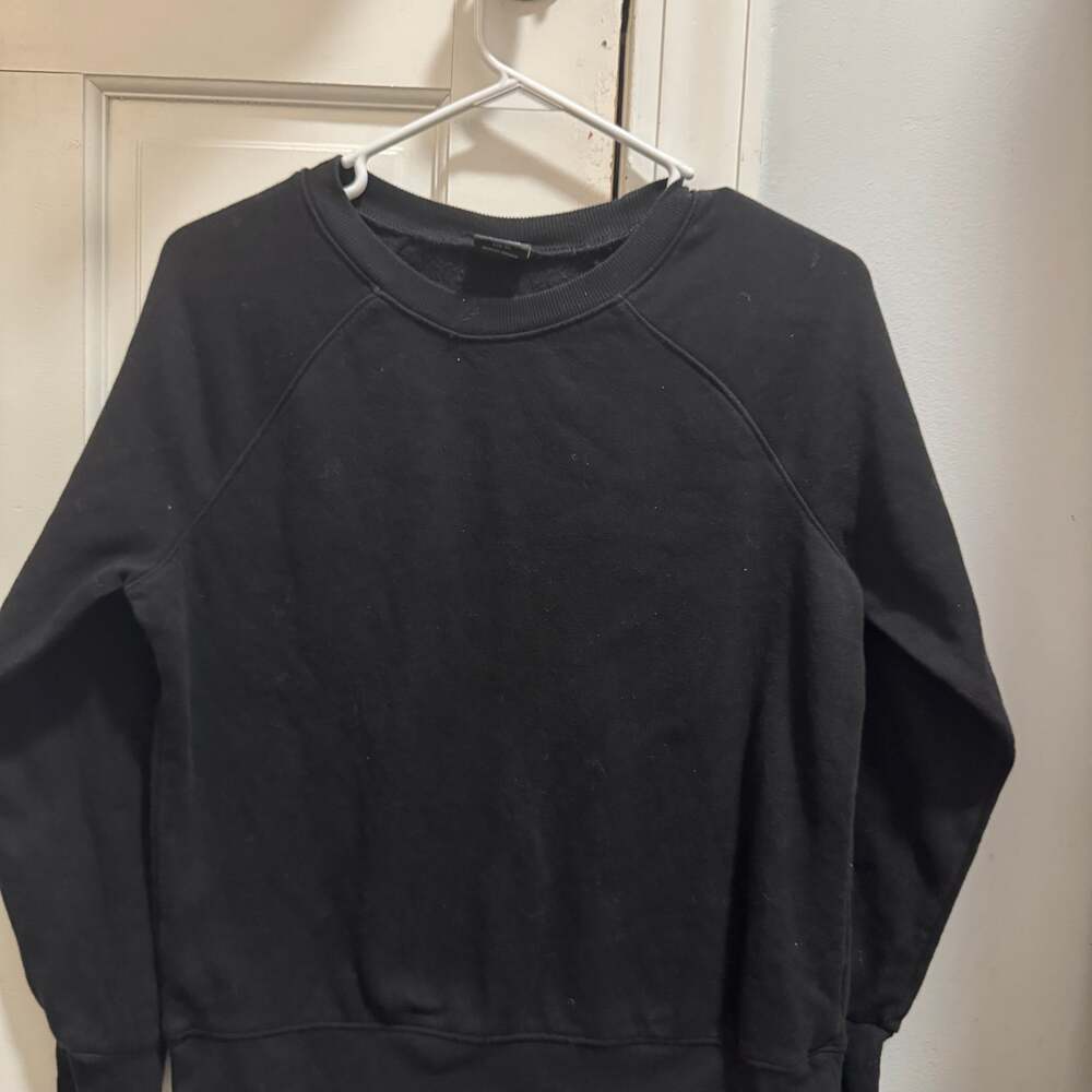 Black Sweat Shirt